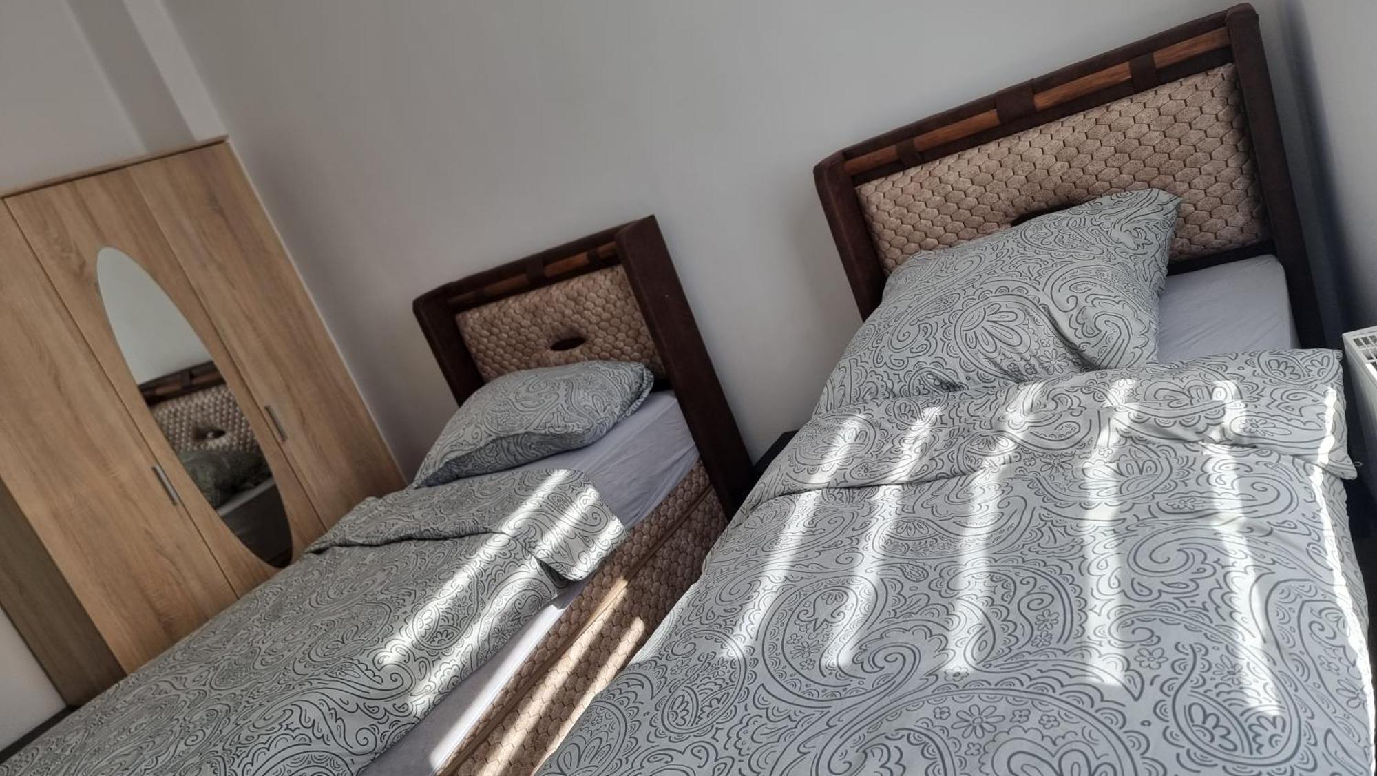 Ferienwohnung Balkan Erfurt Ngoại thất bức ảnh